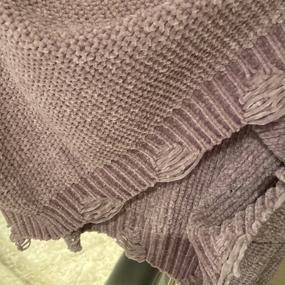Light purple chunky knit sweater. Worn once. Slight distressing. - Picture 3 of 3